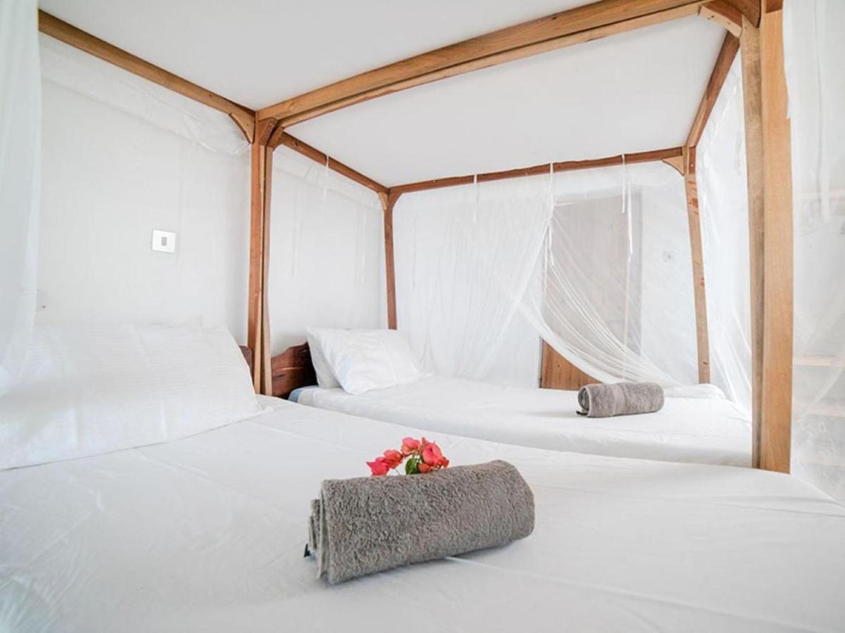 Thumbi View Lodge Cape Maclear Szoba fotó